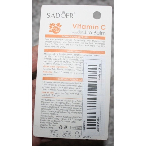 2 Packages Sadoer Vitamin C Moisturizing Lip Balm Fresh Orange Essence NIP - Picture 2 of 3